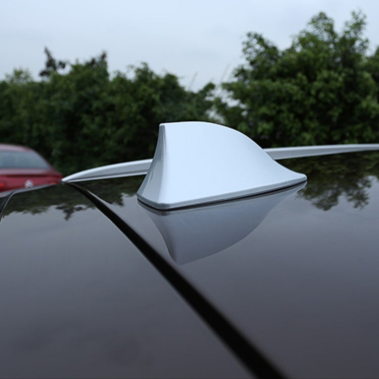 Universal Car Antenna Aerial Shark Fin Radio Signal For Auto SUV Truck Van(Silver) - Aerials by PMC TechLife | Online Shopping South Africa | PMC TechLife | Buy Now Pay Later Mobicred