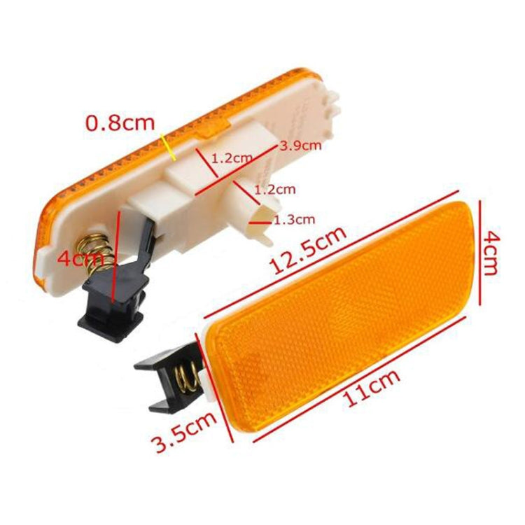 2 PCS Front Bumper Clearance Lights Housing without Bulb Replacement 1JM945071 / 1JM945072 for VW Golf / Jetta 1999-2005(Yellow) - Lamp Decoration by PMC TechLife | Online Shopping South Africa | PMC TechLife | Buy Now Pay Later Mobicred