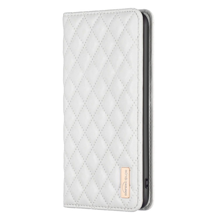 For Samsung Galaxy S25 Ultra 5G Diamond Lattice Magnetic Leather Flip Phone Case(White) - Galaxy S25 Ultra 5G Cases by PMC Jewellery | Online Shopping South Africa | PMC Jewellery | Buy Now Pay Later Mobicred
