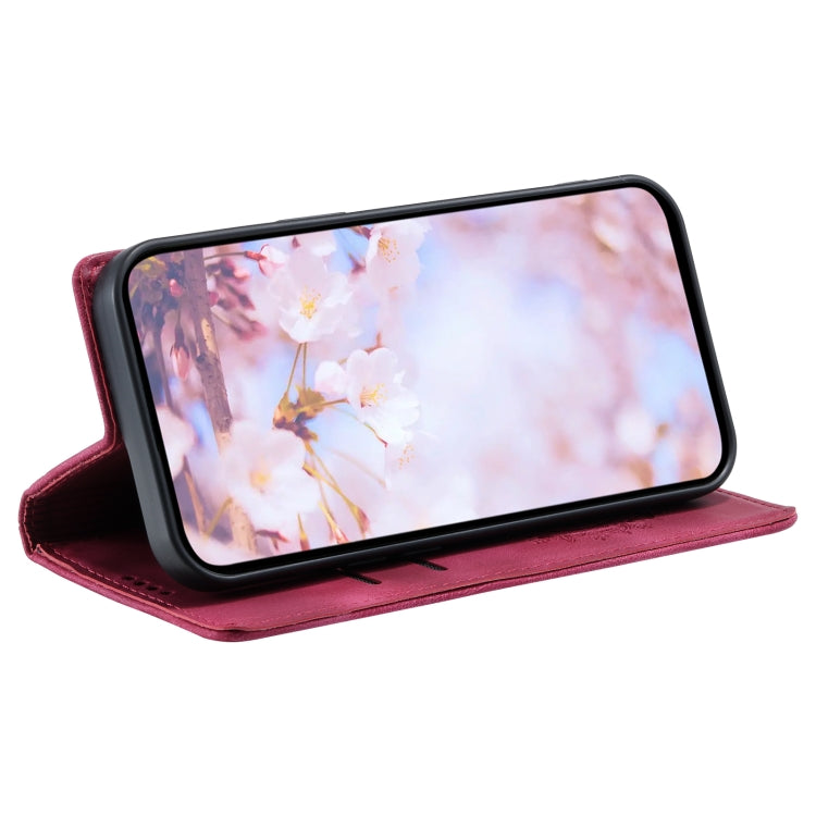 For Samsung Galaxy S25 Ultra 5G Totem Embossed Magnetic Leather Phone Case(Red) - Galaxy S25 Ultra 5G Cases by PMC Jewellery | Online Shopping South Africa | PMC Jewellery | Buy Now Pay Later Mobicred