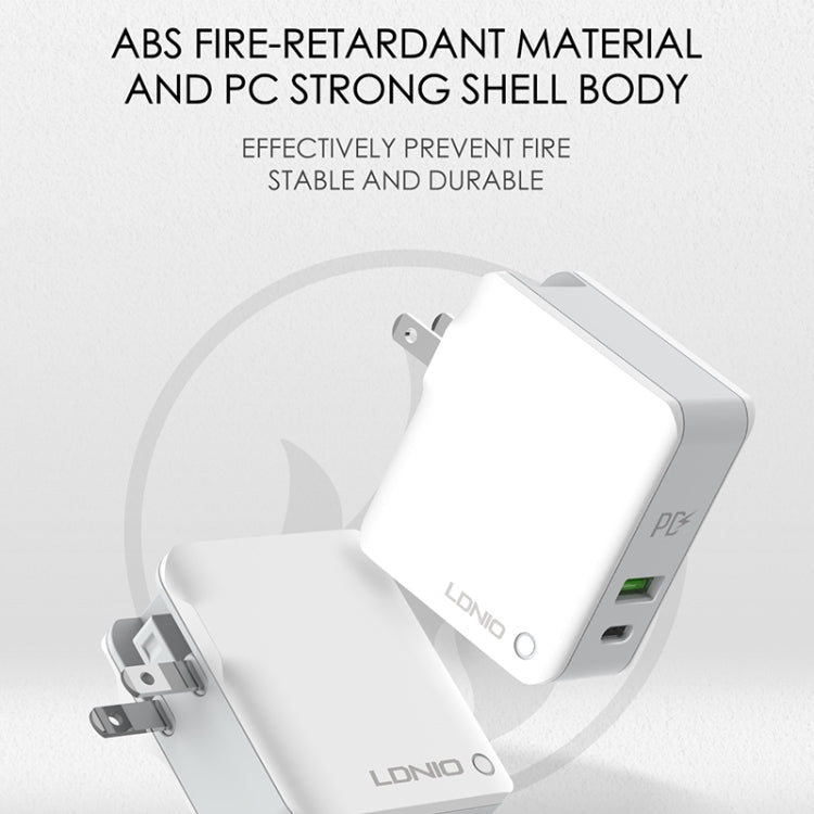 LDNIO A4403C 30W PD + Auto-id Foldable Fast Travel Charger with 1m USB-C / Type-C Cable, UK Plug - free shipping - PMC TechLife - Order now!