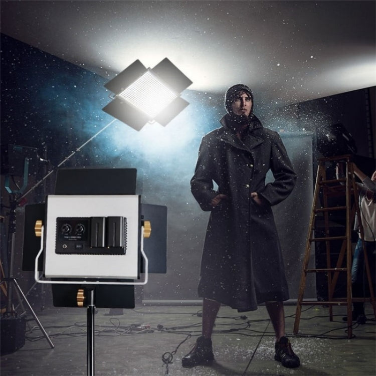 VLOGLITE W660S For Video Film Recording 3200-5600K Lighting LED Video Light with Tripod, Plug:UK Plug - free shipping - PMC TechLife - Order now!