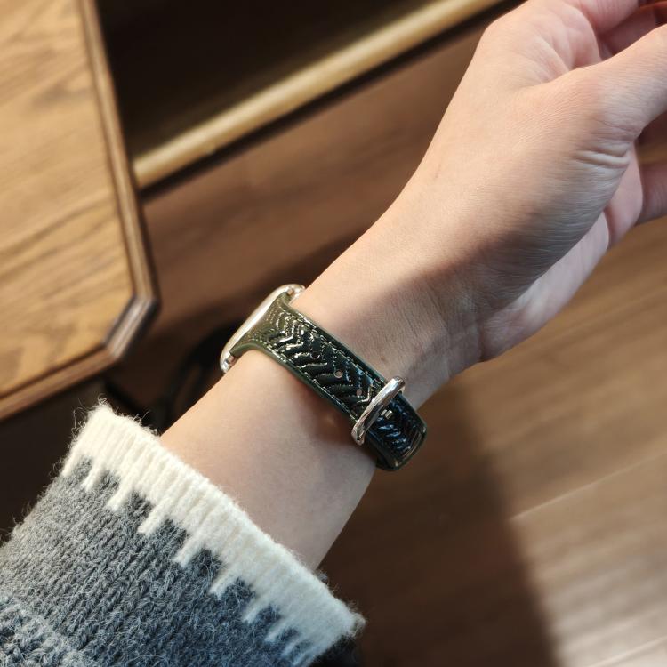 For Apple Watch 42mm / 41mm / 40mm / 38mm Heart-Shaped Embossed Leather Watch Band(Forest Green) - Watch Bands by PMC TechLife | Online Shopping South Africa | PMC TechLife | Buy Now Pay Later Mobicred