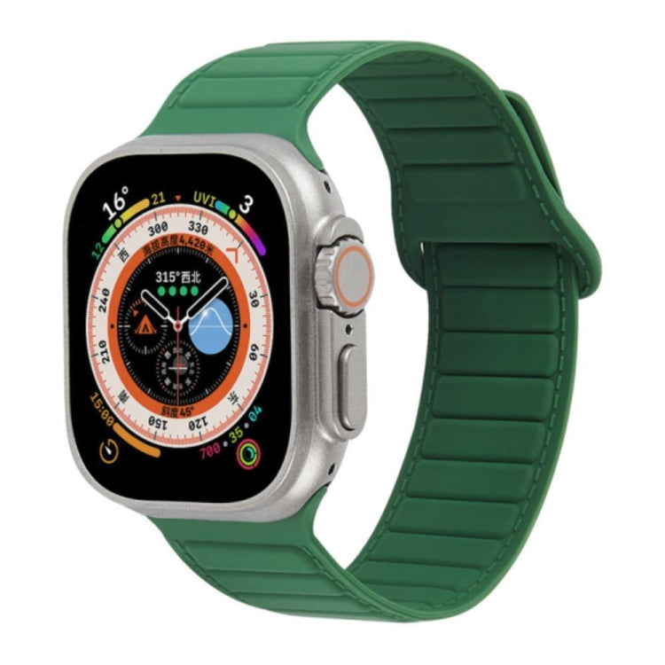 For Apple Watch 6 44mm Loop Magnetic Silicone Watch Band(Green) - Watch Bands by PMC Jewellery | Online Shopping South Africa | PMC Jewellery