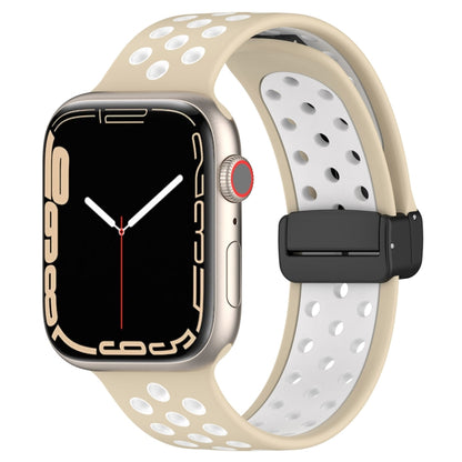 For Apple Watch SE 2022 44mm Magnetic Buckle Silicone Watch Band(Khaki White) - Watch Bands by PMC Jewellery | Online Shopping South Africa | PMC Jewellery